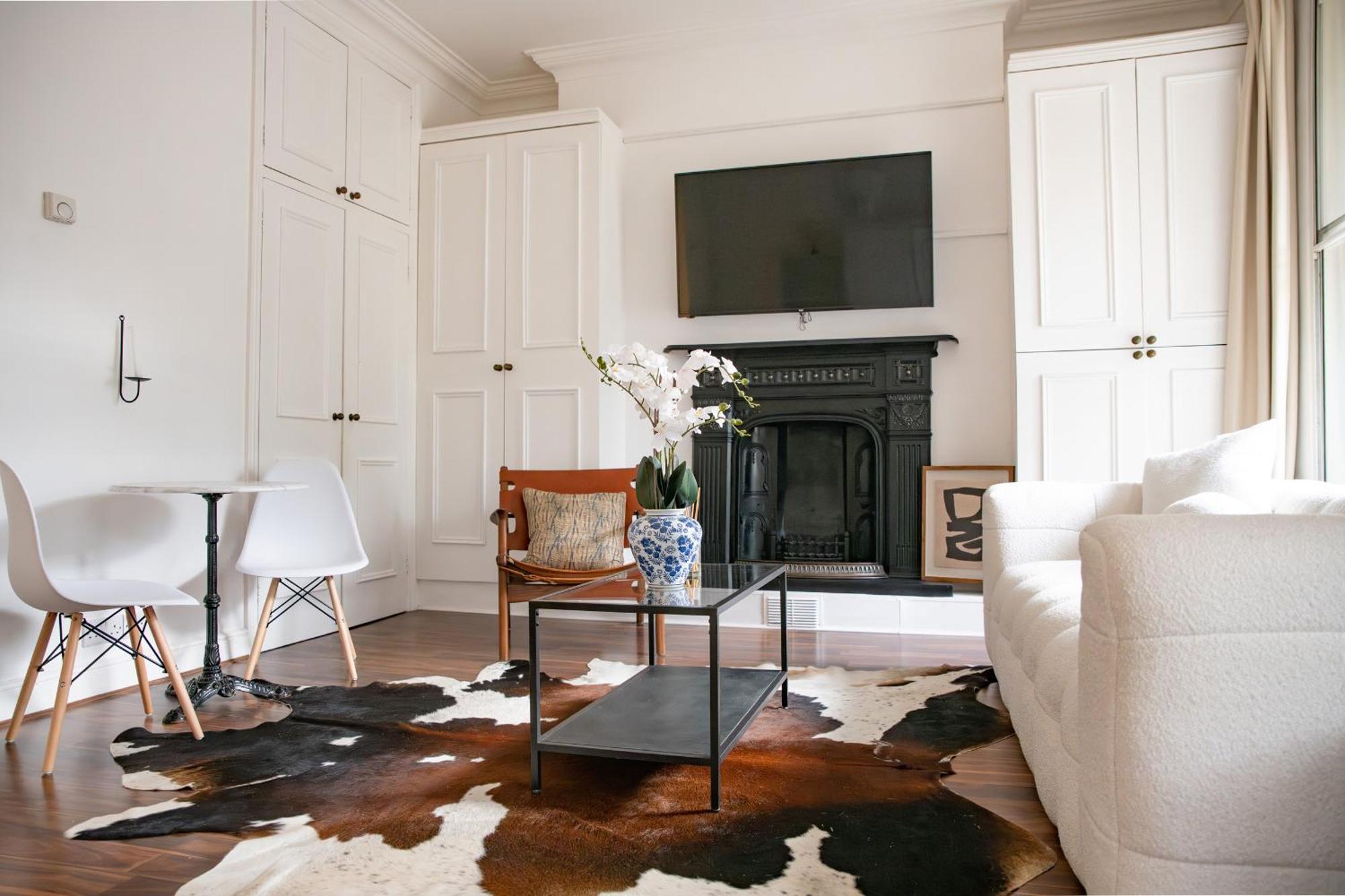 A Modern Luxury Apartment London